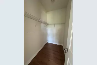 4729 Greenway Dr, Hollywood, FL 33021 - Photo 16