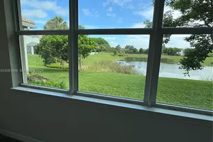 4729 Greenway Dr, Hollywood, FL 33021 - Photo 4