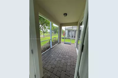 4729 Greenway Dr, Hollywood, FL 33021 - Photo 6