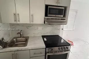 625 SW 5th Ave, Miami, FL 33130 - Photo 6