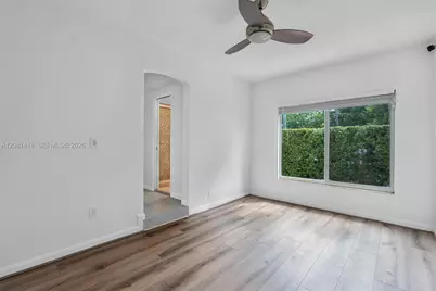 4258 N Michigan Ave #0, Miami Beach, FL 33140 - Photo 36