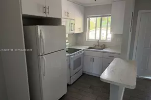 495 NW 43rd Ct, Oakland Park, FL 33309 - Photo 2