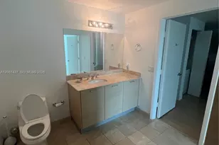 350 NE 24th St, Miami, FL 33137 - Photo 8