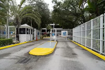 800 N Miami Ave #E1602, Miami, FL 33136 - Photo 6