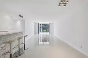 200 SE 15th Rd, Miami, FL 33129 - Photo 6