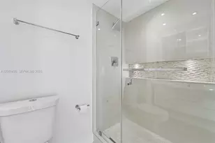 200 SE 15th Rd, Miami, FL 33129 - Photo 30