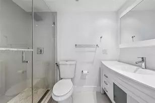 200 SE 15th Rd, Miami, FL 33129 - Photo 28