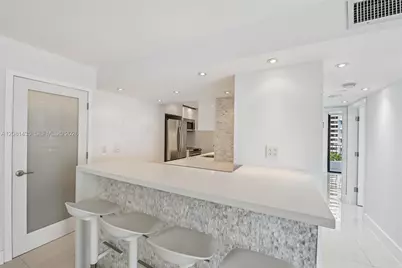 200 SE 15th Rd #9I, Miami, FL 33129 - Photo 18