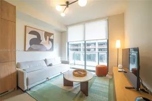 11 NE 6th, Miami, FL 33132 - Photo 6