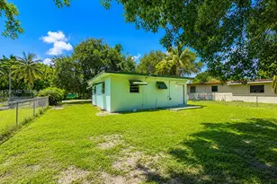 2631 NW 6th St, Pompano Beach, FL 33069 - Photo 16