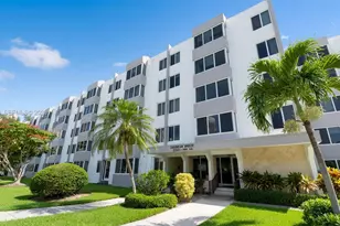 250 180th Dr, Sunny Isles Beach, FL 33160 - Photo 16