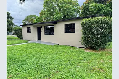 21002 NW 34th Ct, Miami Gardens, FL 33056 - Photo 2