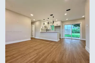 21002 NW 34th Ct, Miami Gardens, FL 33056 - Photo 8
