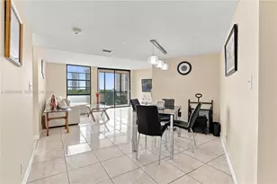 3475 N Country Club Dr, Aventura, FL 33180 - Photo 14