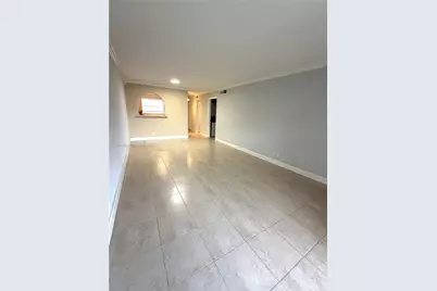 1751 NW 75th Ave #310, Plantation, FL 33313 - Photo 4
