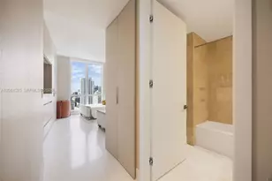 901 Brickell Key Blvd, Miami, FL 33131 - Photo 18