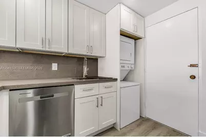 3430 Galt Ocean Dr #305, Fort Lauderdale, FL 33308 - Photo 8