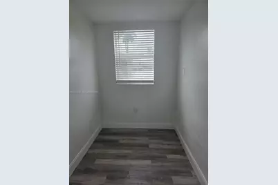 318 SW 4th Ave #4, Miami, FL 33130 - Photo 8