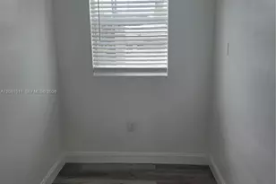 318 SW 4th Ave, Miami, FL 33130 - Photo 8