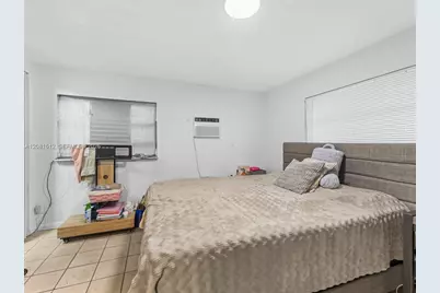 4850 NW 6th St, Miami, FL 33126 - Photo 26