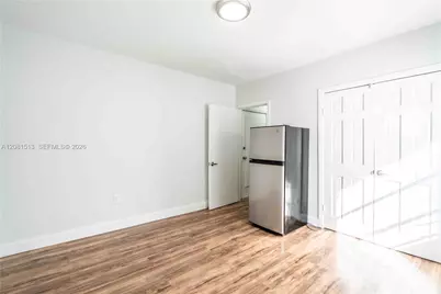 437 NE 82 St #14, Miami, FL 33138 - Photo 4