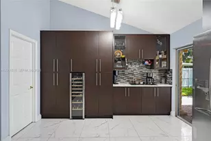 729 NW 161st Ave, Pembroke Pines, FL 33028 - Photo 10