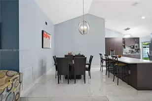 729 NW 161st Ave, Pembroke Pines, FL 33028 - Photo 34