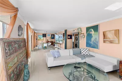 5900 Collins Ave #2304, Miami Beach, FL 33140 - Photo 12