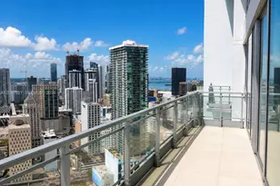 90 SW 3rd St, Miami, FL 33130 - Photo 2