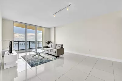 3000 Oasis Grabd Blvd #2802, Fort Myers, FL 33916 - Photo 6