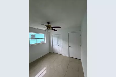 1045 SW 4th St #2, Miami, FL 33130 - Photo 14