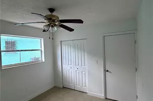 1045 SW 4th St, Miami, FL 33130 - Photo 14