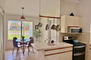 9334 SW 171st Terrace, Palmetto Bay, FL 33157 - Photo 10