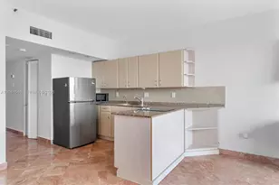 555 NE 15th St, Miami, FL 33132 - Photo 10
