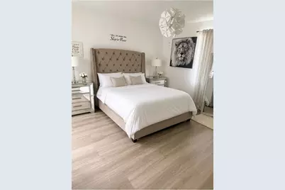 7983 NW 186th Ter, Hialeah, FL 33015 - Photo 10
