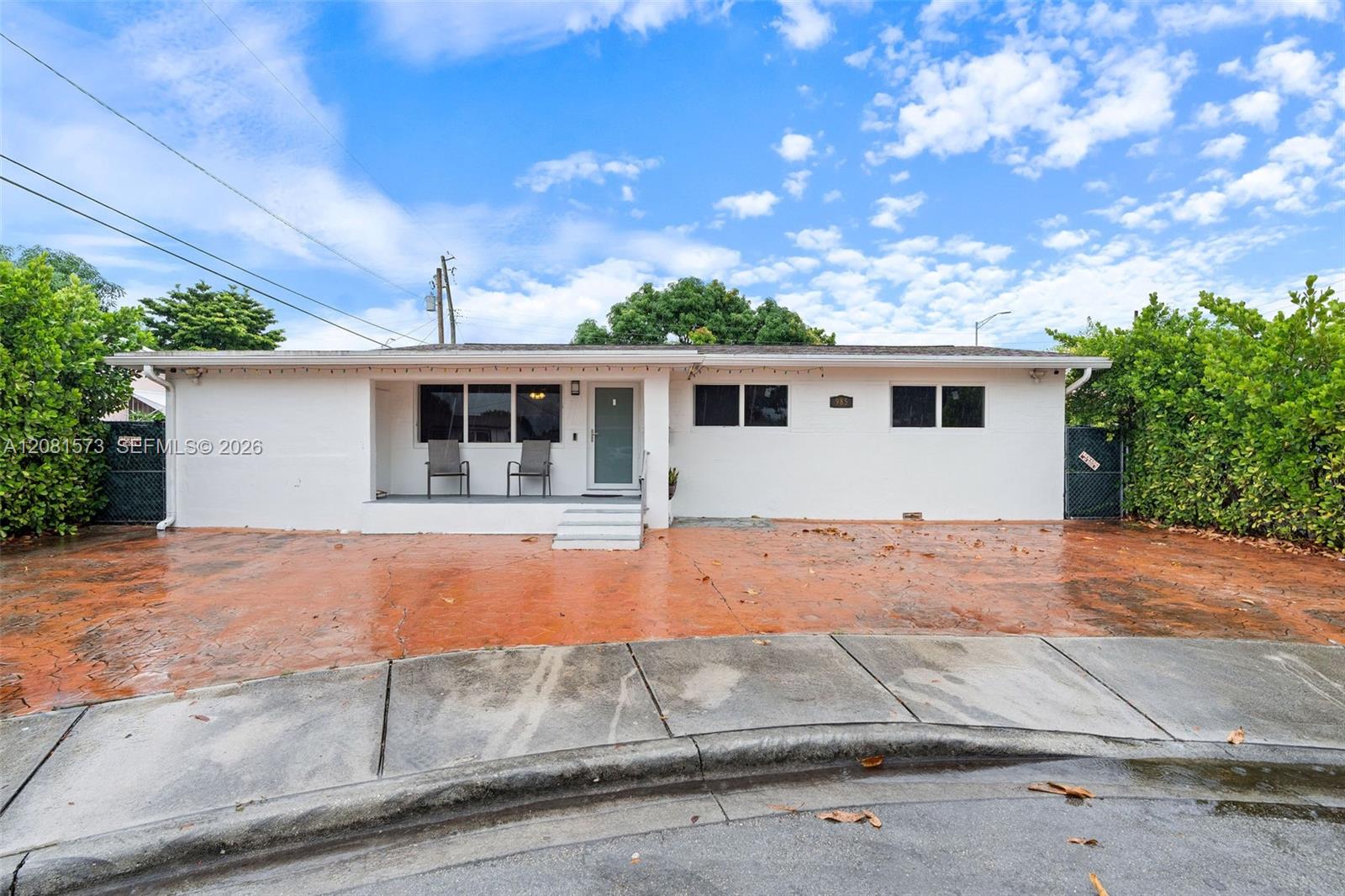 985 SE 2nd Pl - 985 SE 2nd Pl, Hialeah, FL 33010 Luxury Property | Jose Angel Pina