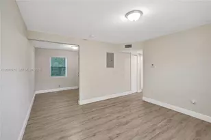 429 NW 9th Ave, Fort Lauderdale, FL 33311 - Photo 2