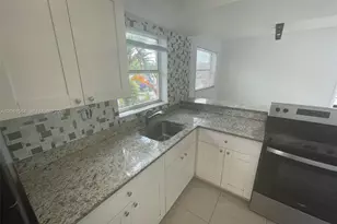 7941 SW 10th St, North Lauderdale, FL 33068 - Photo 4