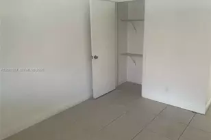 7941 SW 10th St, North Lauderdale, FL 33068 - Photo 10