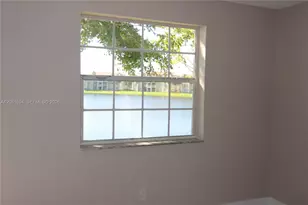2880 N Oakland Forest Dr, Oakland Park, FL 33309 - Photo 26