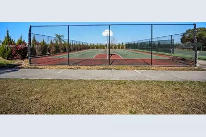 303 NW Somerset Cir, Port Saint Lucie, FL 34983 - Photo 24