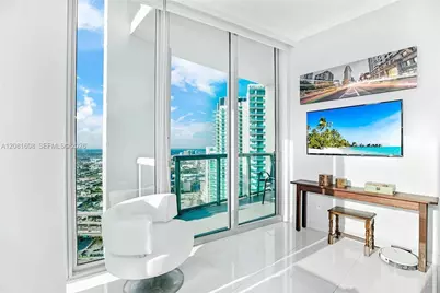 888 Biscayne Blvd #5301, Miami, FL 33132 - Photo 18