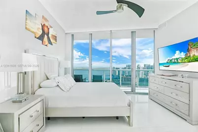 888 Biscayne Blvd #5301, Miami, FL 33132 - Photo 12