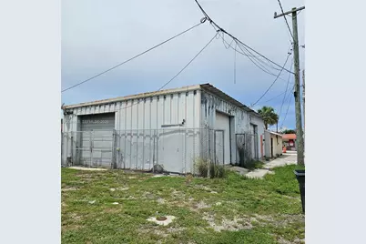 1201 Avenue D, Fort Pierce, FL 34950 - Photo 2