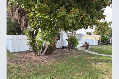 22202 Belinda Ave, Port Charlotte, FL 33952 - Photo 2