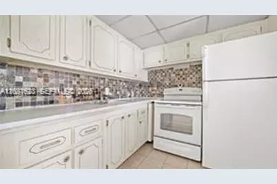 79 Suffolk B #79, Boca Raton, FL 33434 - Photo 2