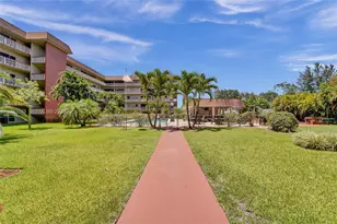 5300 Washington St, Hollywood, FL 33021 - Photo 68