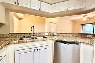 3023 Alcazar Pl, Palm Beach Gardens, FL 33410 - Photo 6