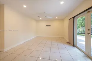 19144 NW 13th St, Pembroke Pines, FL 33029 - Photo 12