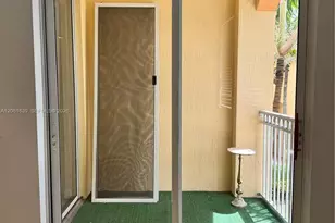 10242 NW 7th St, Miami, FL 33172 - Photo 6